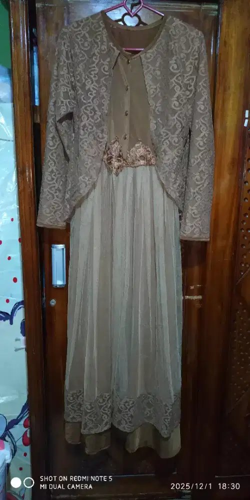 Brokat gamis Dewasa
