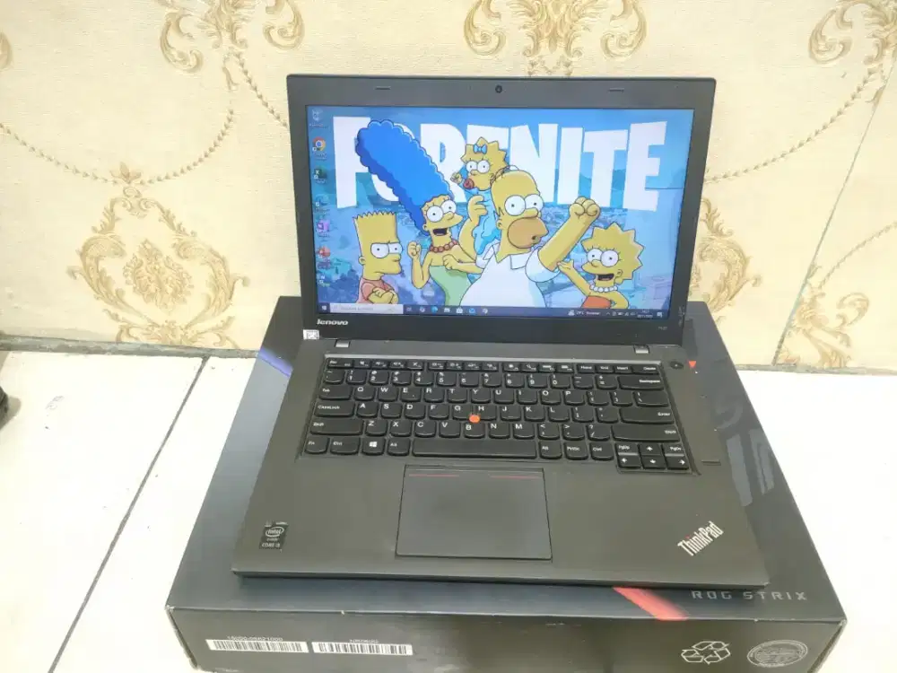 Laptop Lenovo Thinkpad T440 -CORE I5 GEN4 -SSD 256GB -8GB -Mesin OK