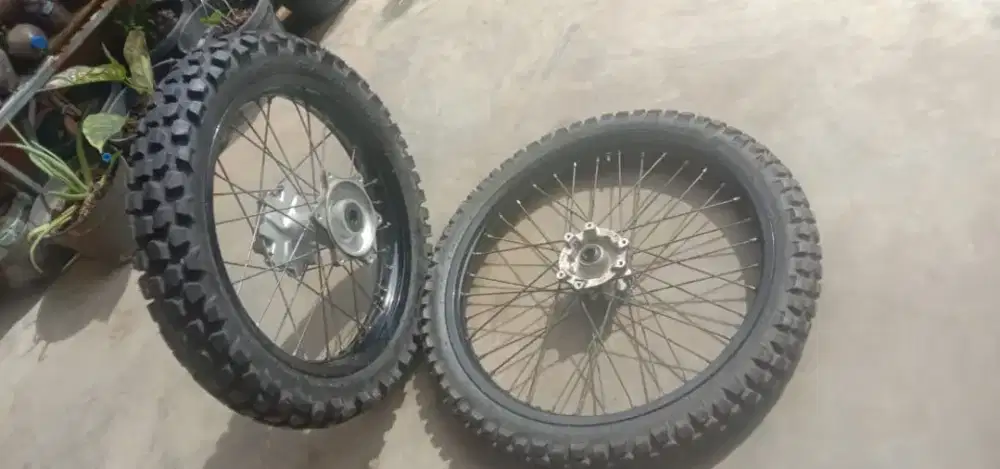 Velg motor crf 150 original