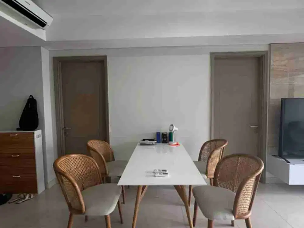 Di Sewa apartemen Gold Coast Pik