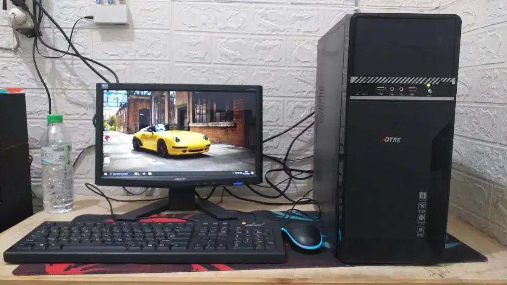 Komputer Lengkap Monitor Siap Pakai