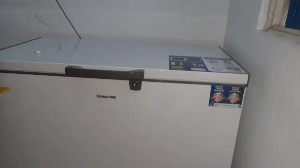 For Sale Changhong Frezeer