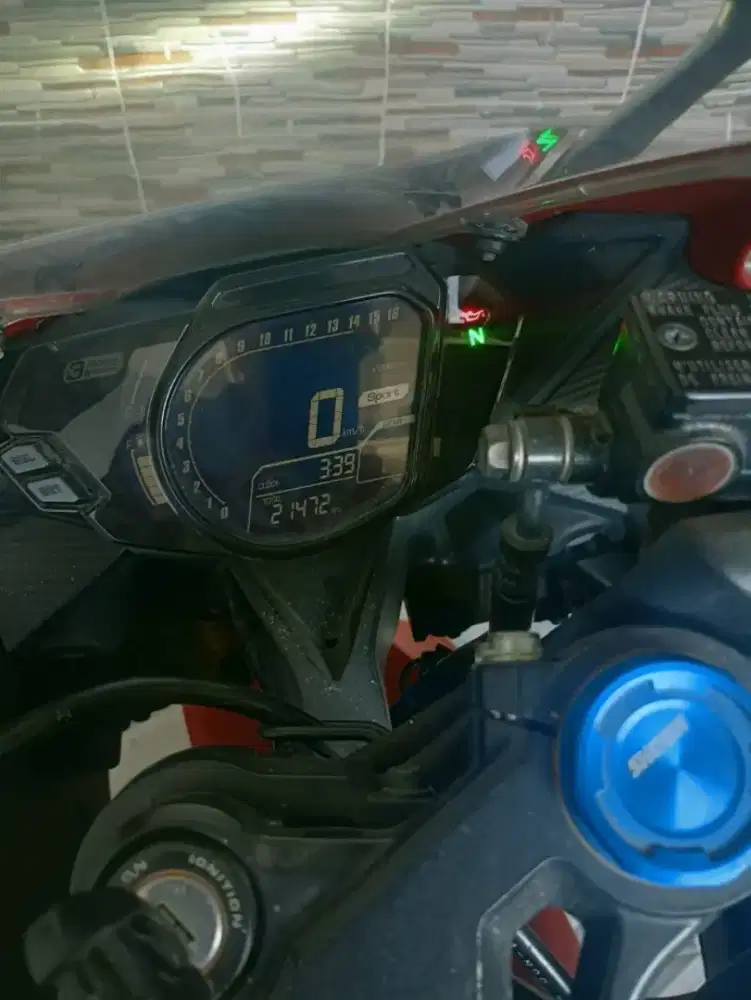 CBR 250 mesin mantap, siap gaass KM rendah..  lokasi unit di makassar