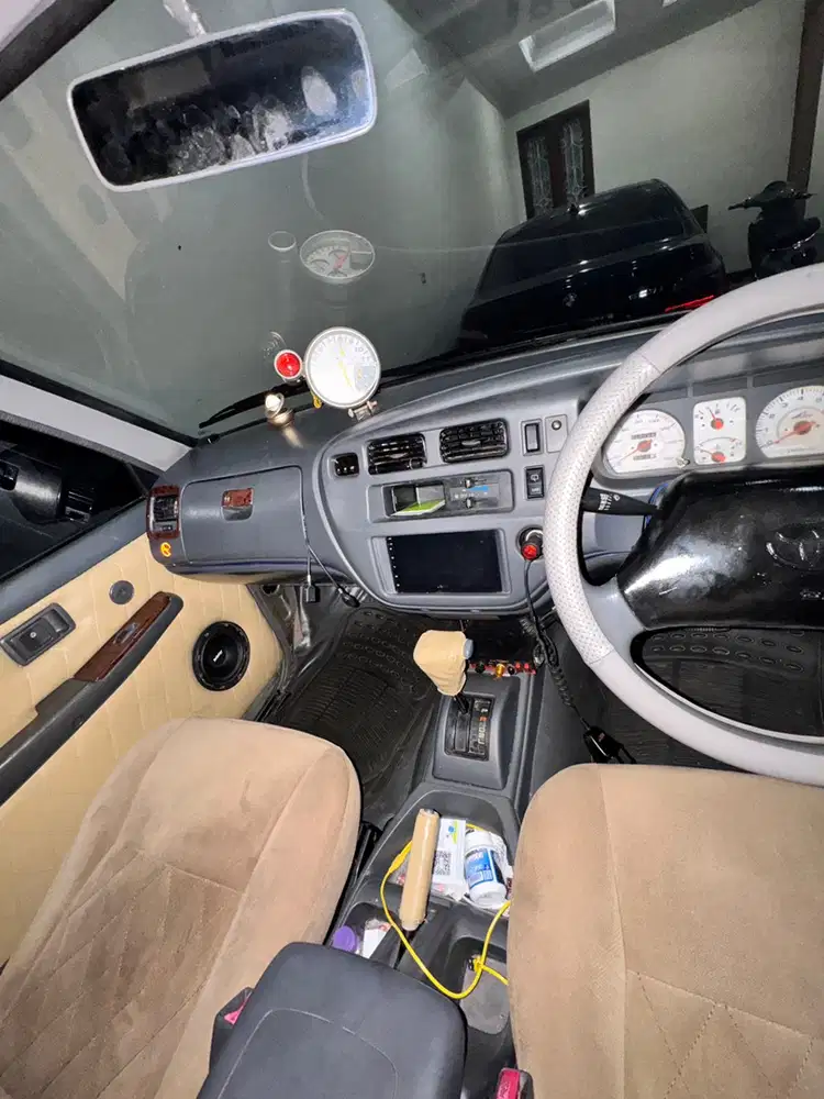 Toyota Kijang 2000 Bensin