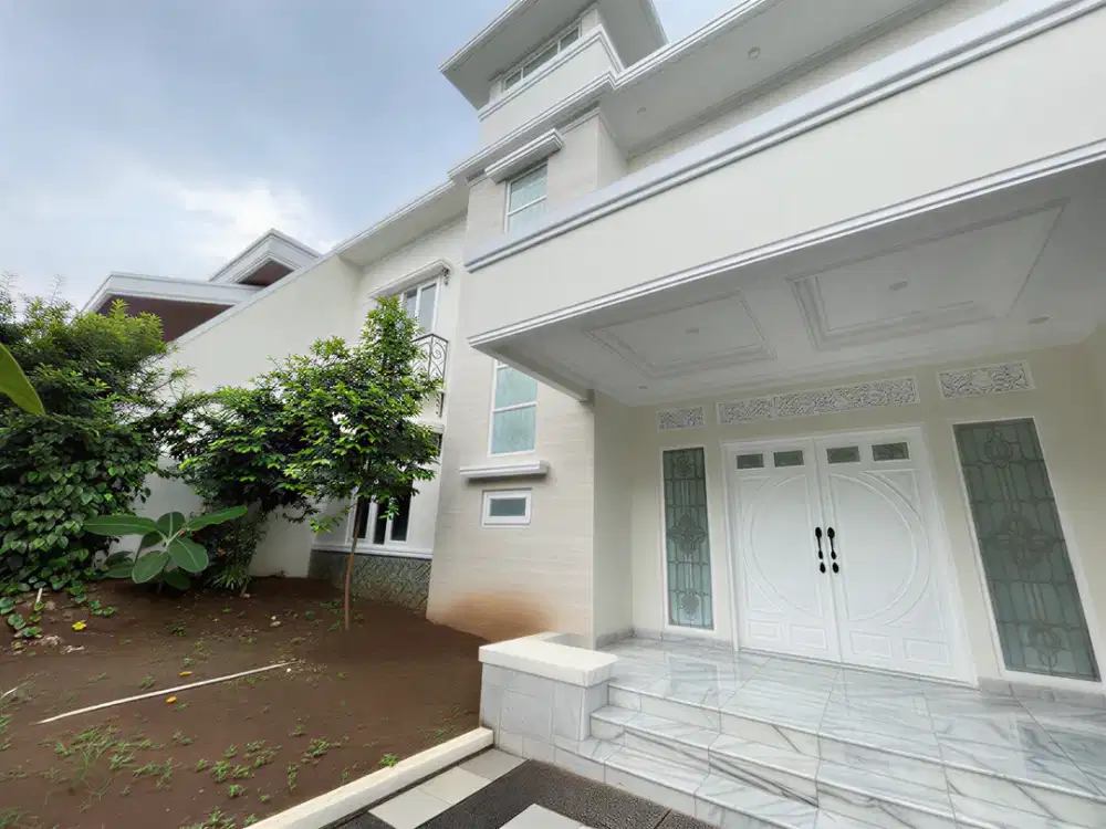 DIJUAL RUMAH MEWAH DI TAMAN LEBAK BULUS DEKAT MRT LEBAK BULUS