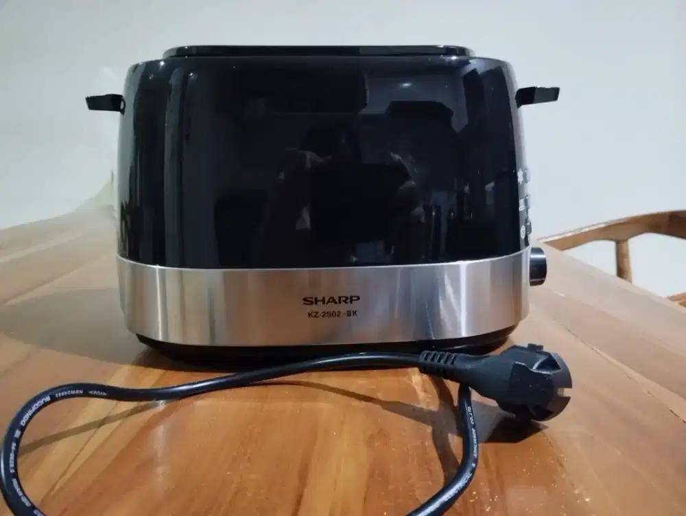 SHARP Pemanggang Roti SECOND