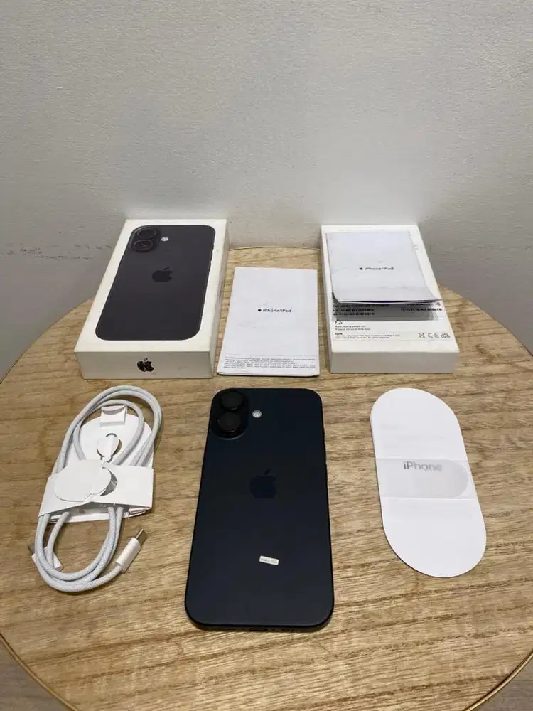 Second iBox Garansi On iPhone 16 128GB Black Fullset Anti Blokir