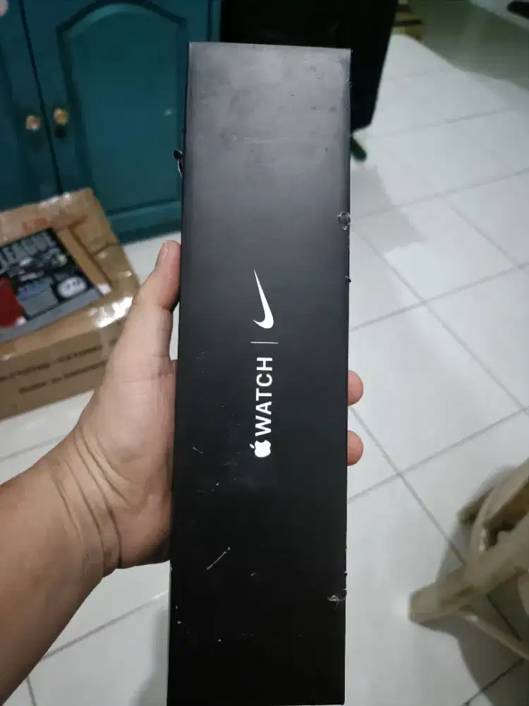 Dus Box iWatch 7 45mm hitam Original resmi iBox + buku (bekas)