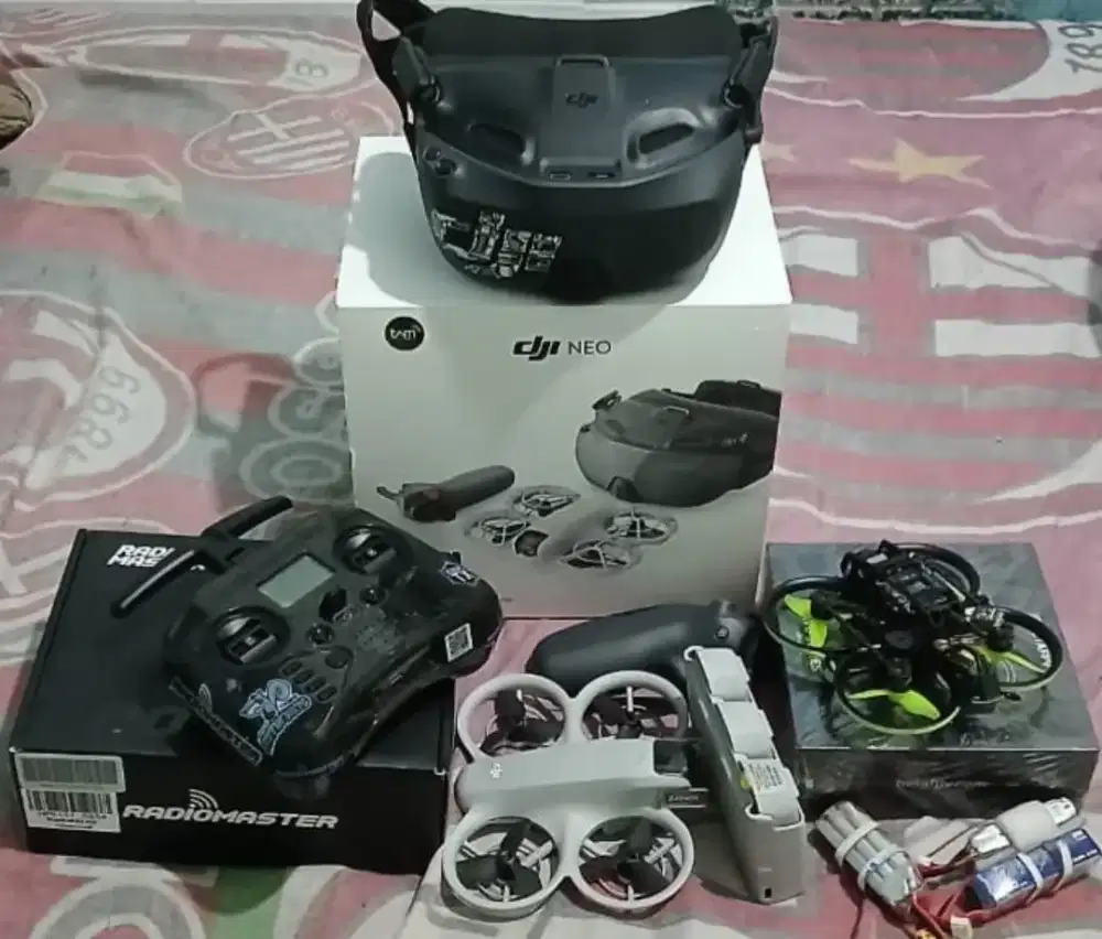 Drone dji neo fly motion combo dan drone pavo20 + rc radiomaster