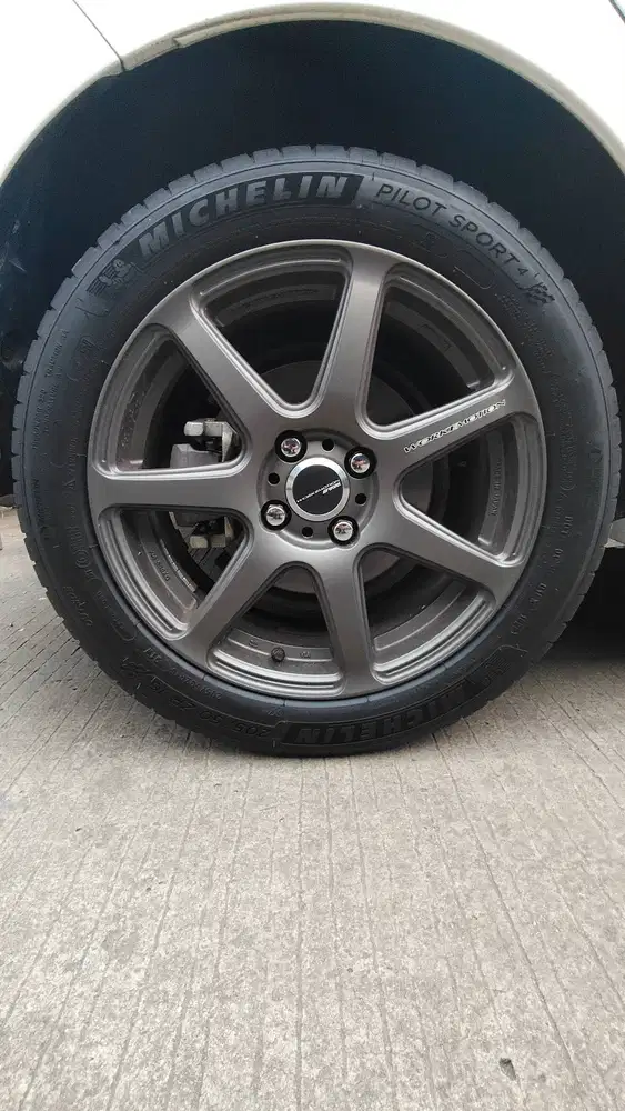 Velg Original Work Emotion T7R Japan R16