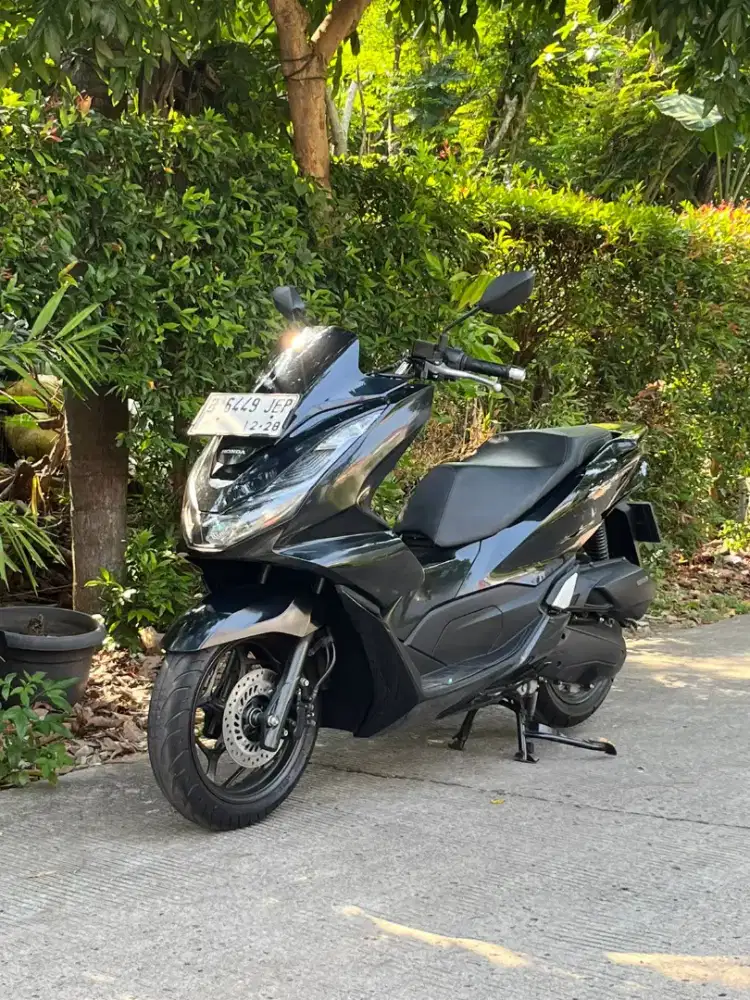 Dp 500rb Honda PCX 160 CBS thn 2023 Siap Pakai