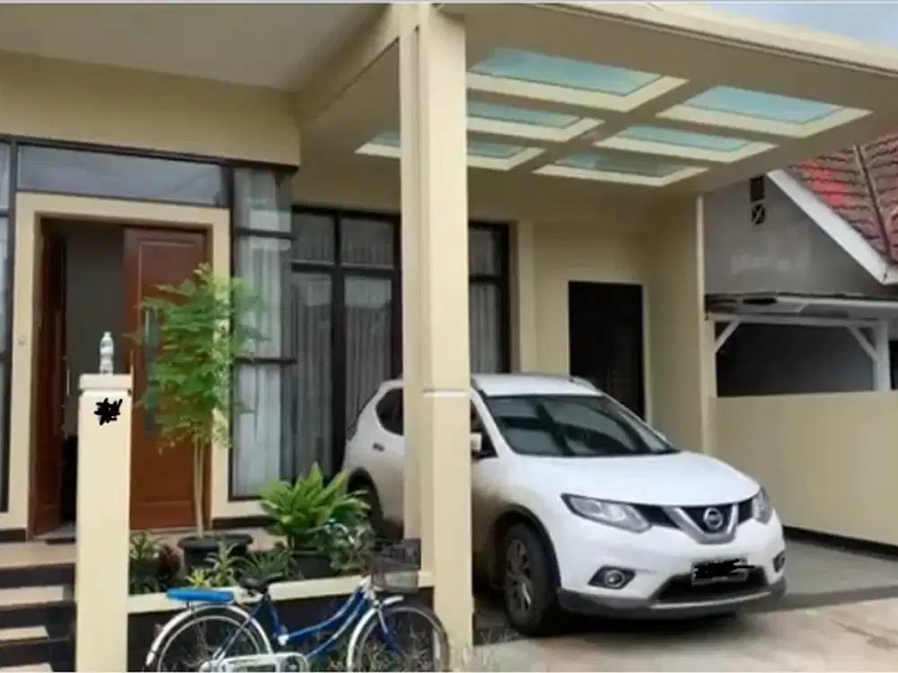 Rumah 2 Lantai SHM di Nusaloka Sektor 14 Bsd Tangerang Selatan