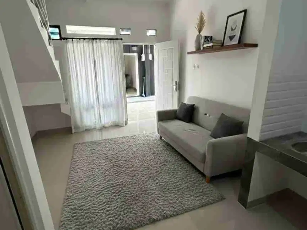 Rumah Bagus 3 Lantai dekat Cempaka Putih Jakpus