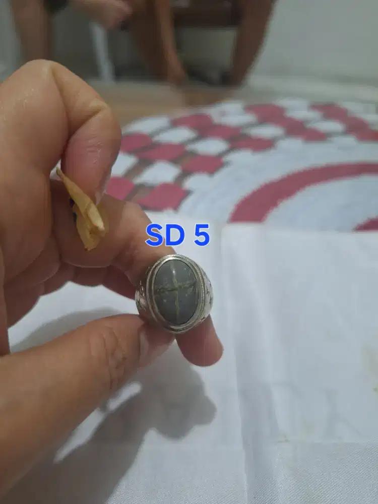 Batu cincin tapak jalak 
Hitam garis perak 
SD 5 Ring perak alpaca 
Ba