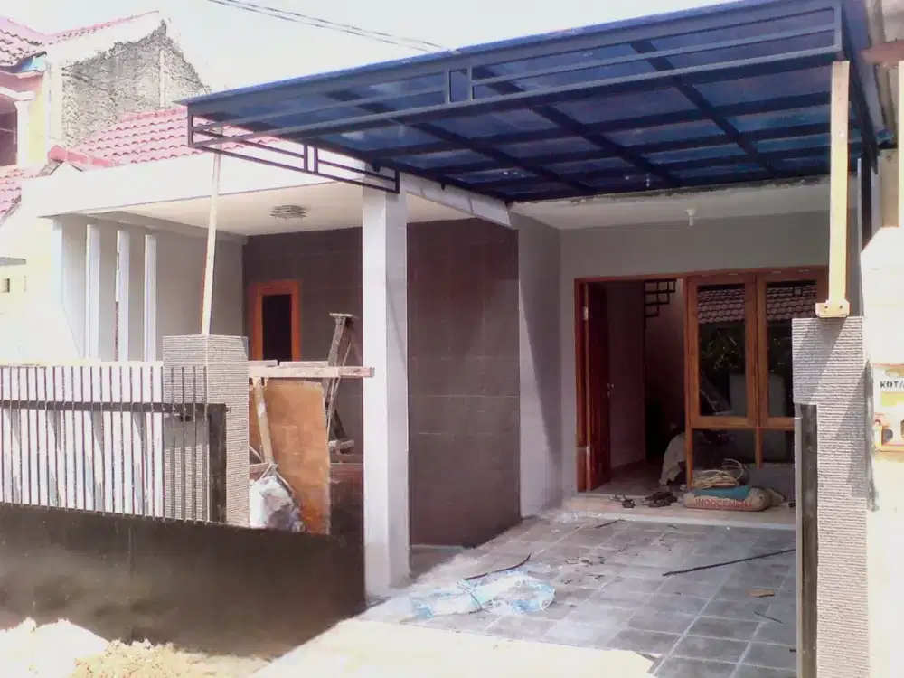 DIJUAL Rumah Strategis di Perbatasan Gading Serpong dan BSD City