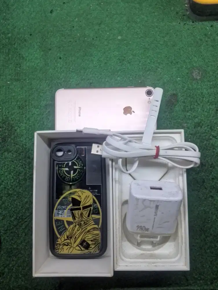 Di jual iPhone 7