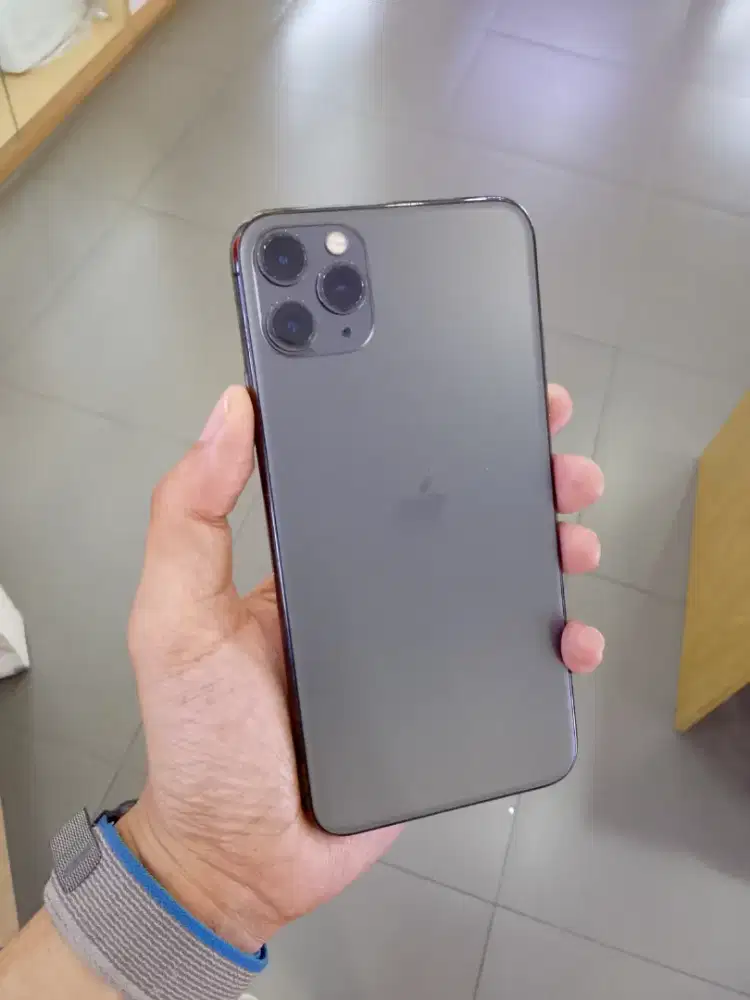 Jual iPhone 11 promax 256GB lengkap