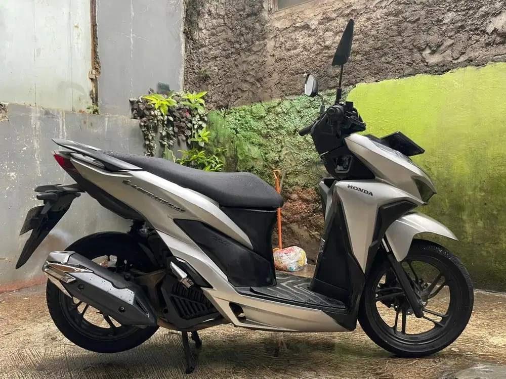 Honda Vario 150 2019 Cbs iss silver