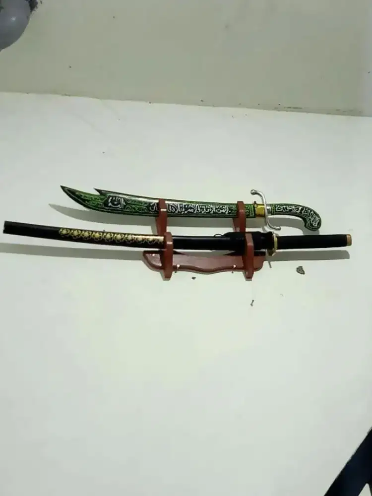 koleksi samurai dan pedang