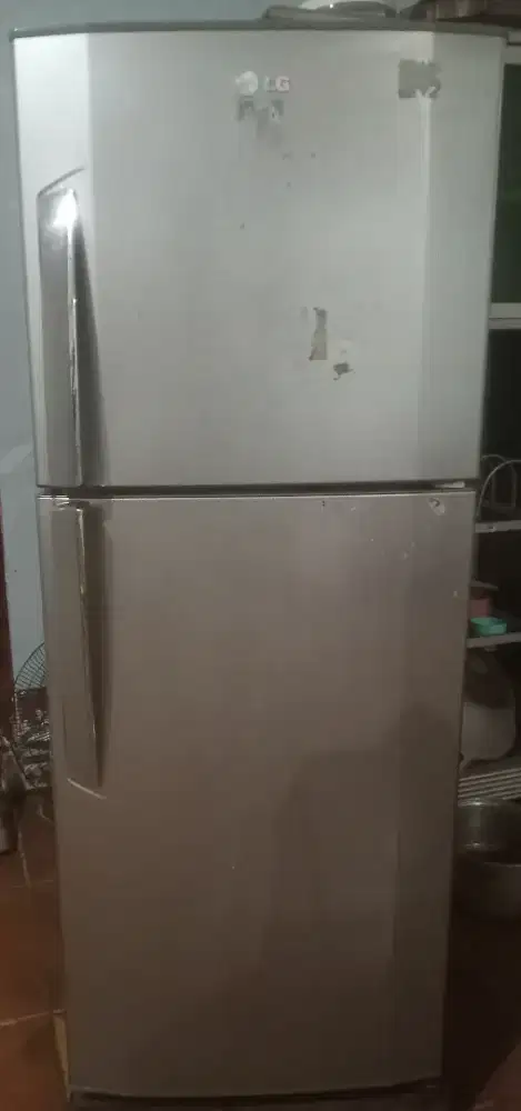 Kulkas LG 2 pintu