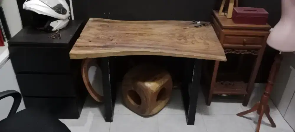 Meja Trembesi Rustic Kaki Besi