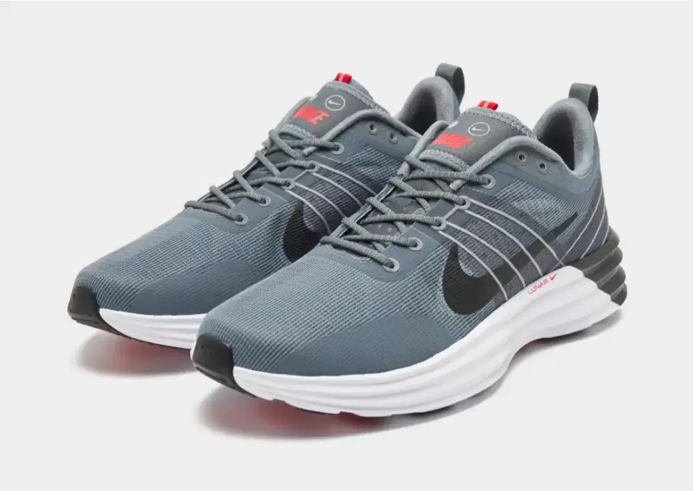 Nike Lunar Roam Emea