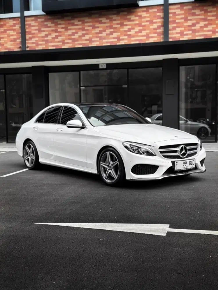 2018 Cash Low KM Mercedes Benz C300 AMG