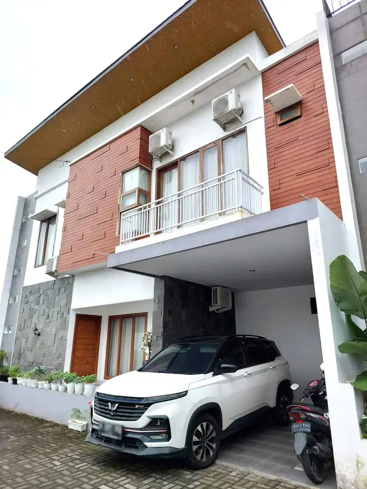 Rumah Manis Lokasi Strategis di Maguwoharjo