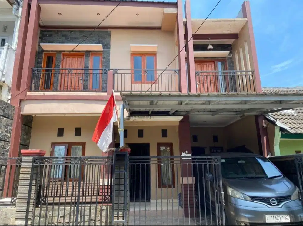 RUMAH 2 LANTAI VIEW GUNUNG GEDE, STRATEGIS DEKAT RENCANA TOL BOCIMI &