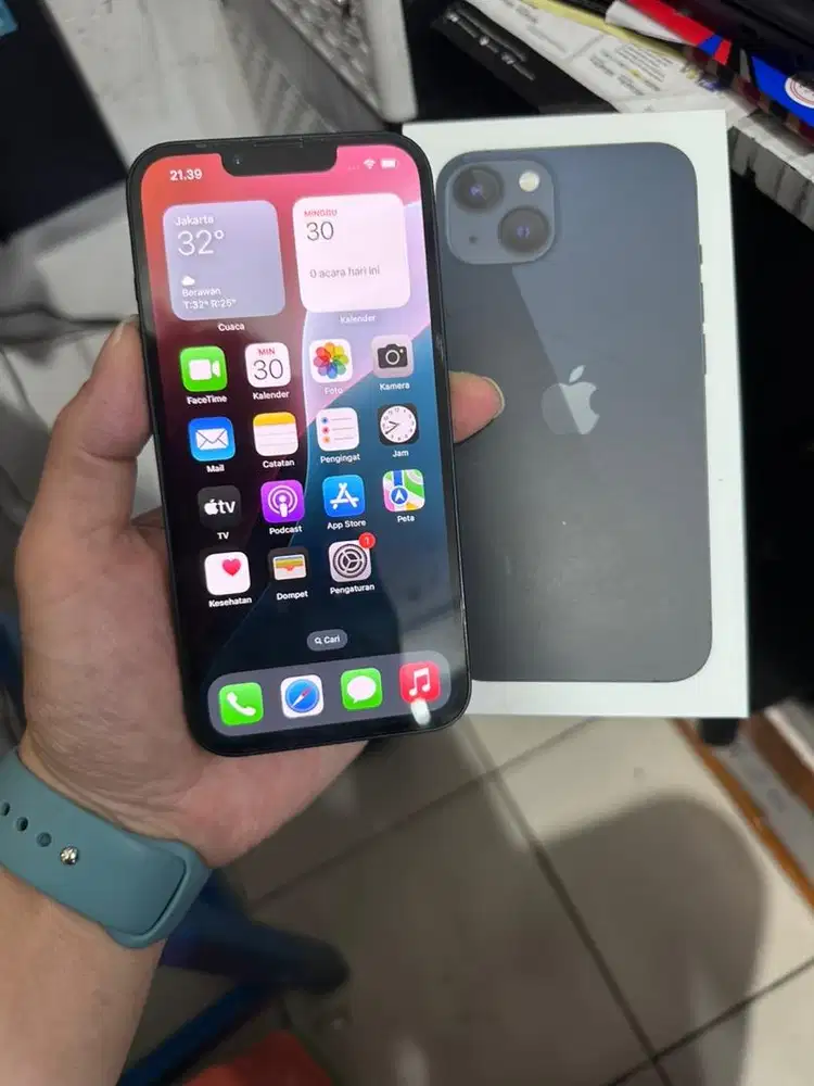 Iphone 13 128 ibox super istimewa fullset ori garansi on harga net aja