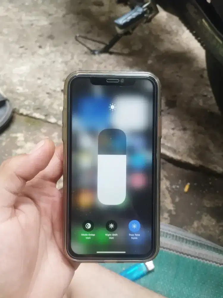 Iphone 11 64 all oprator inter bebas riset pabrik