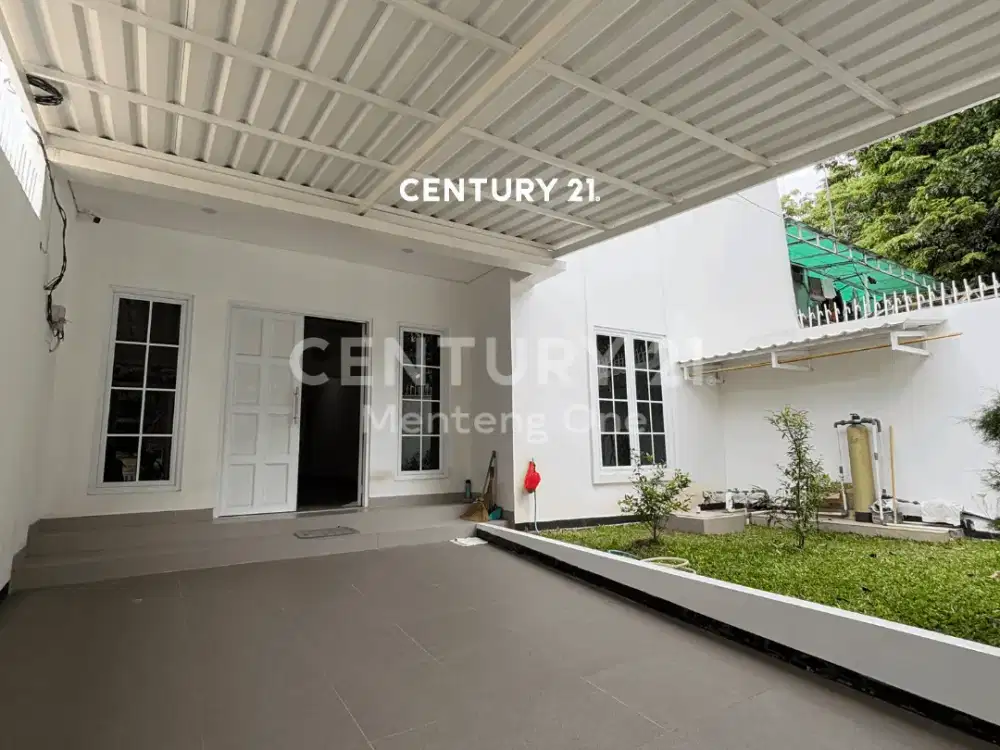 Rumah Mewah 2 Lantai Semifurnished Di Jakarta Pusat