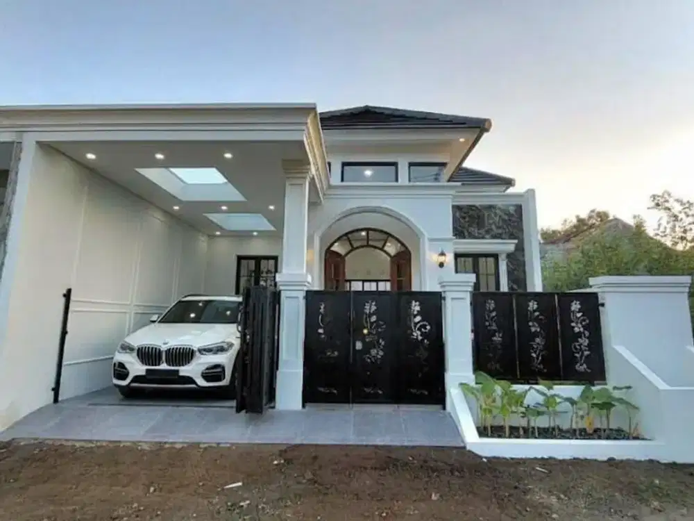 Rumah mewah klasik modern  SIAP HUNI dekat UII Jakal