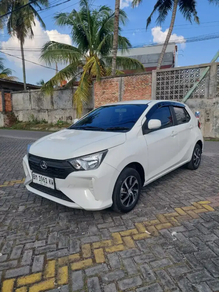 Daihatsu Ayla Type D Manual