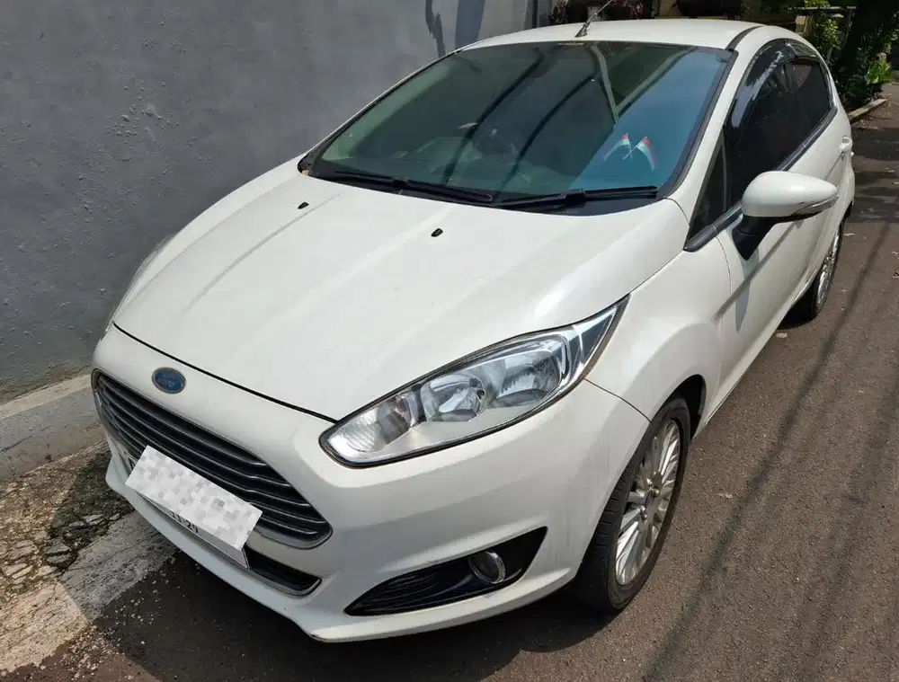 Ford Fiesta 1.5 S 2014 (Hatcback) Low KM