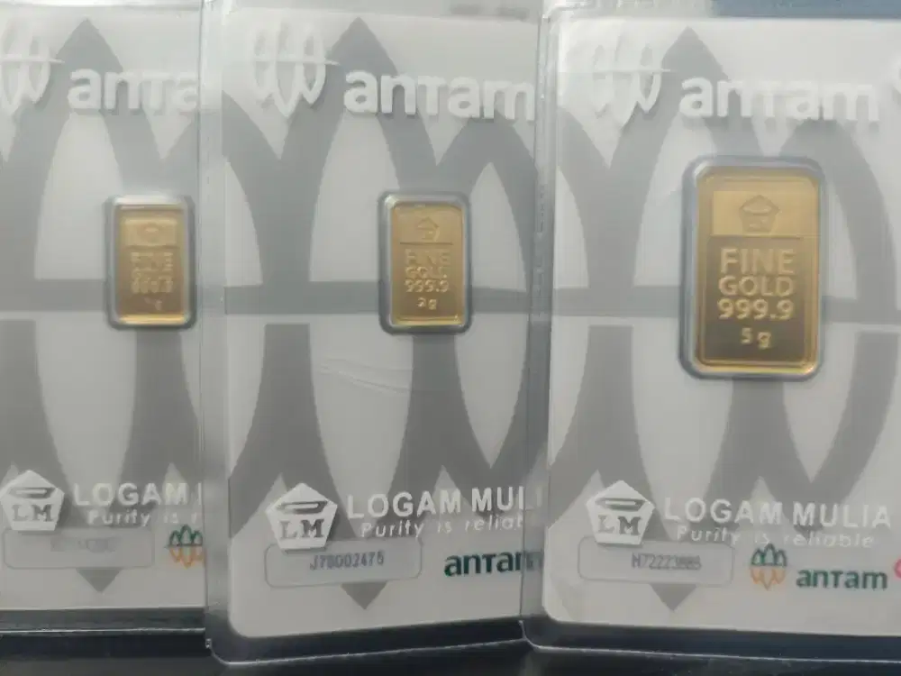 Emas Antam total 8 gram