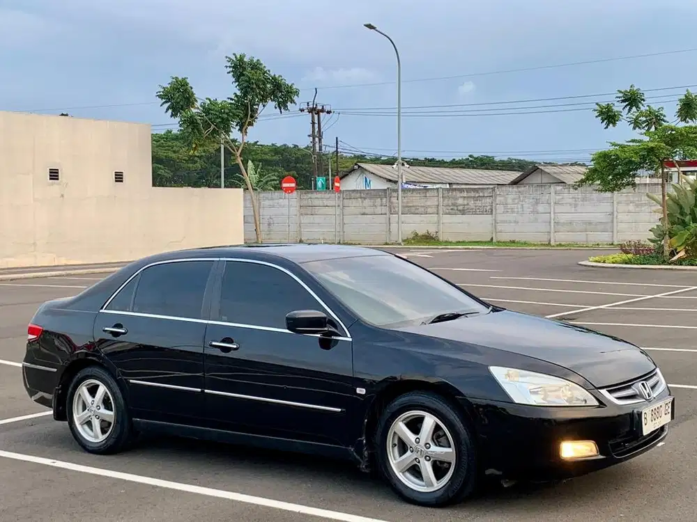 Honda accord VTI-L matic 2004