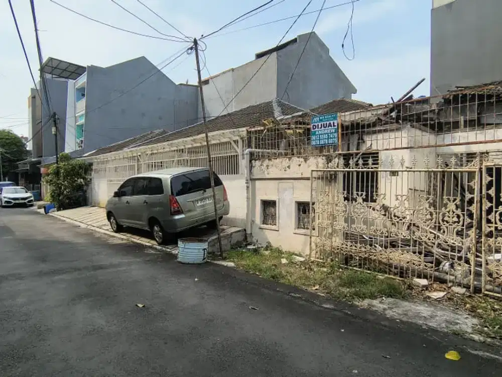 Rumah Tua Muara Karang 6x15 Hadap Selatan Jalan 2-3 Mobil SHM
