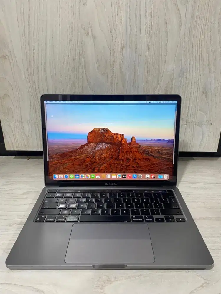Macbook Pro M1 2020 13inc RAM 8gb SSD 256gb