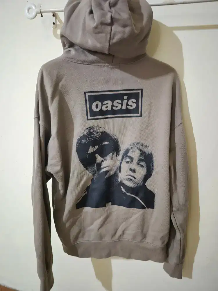 Hoodie / jacket / jaket oasis original..good condition uk L harga nett