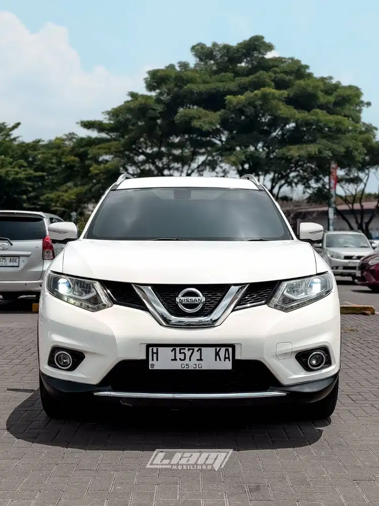 xtrail 2.5 2015 type tertinggi antik matic