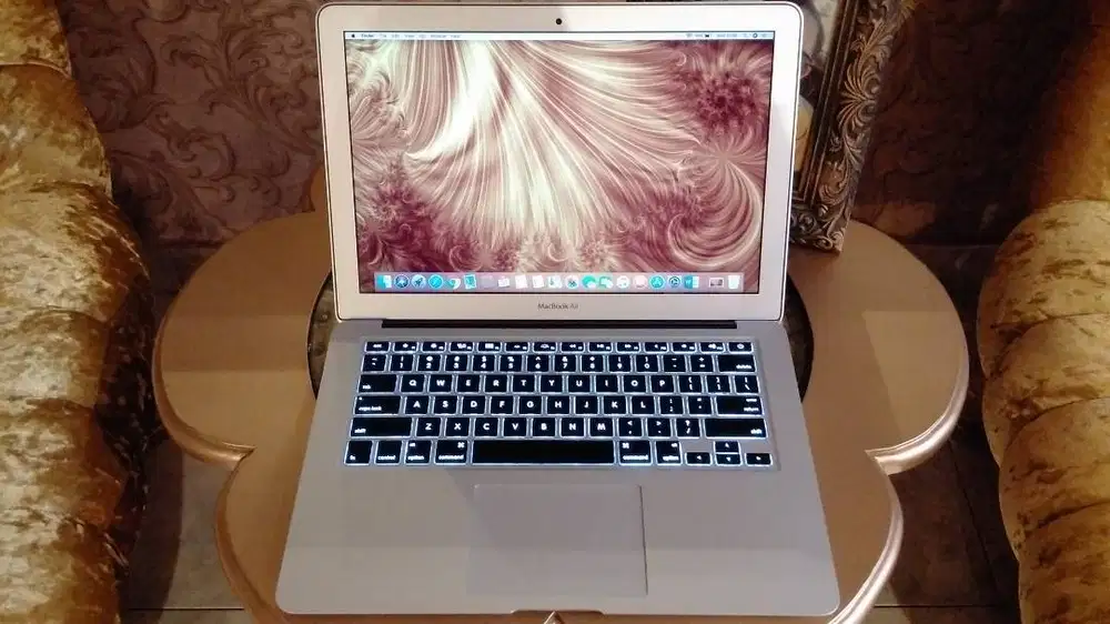 Macbook Air 13 inch 2017 Slim Editing Kuliah Core i5 Ram 8GB SSD 256GB