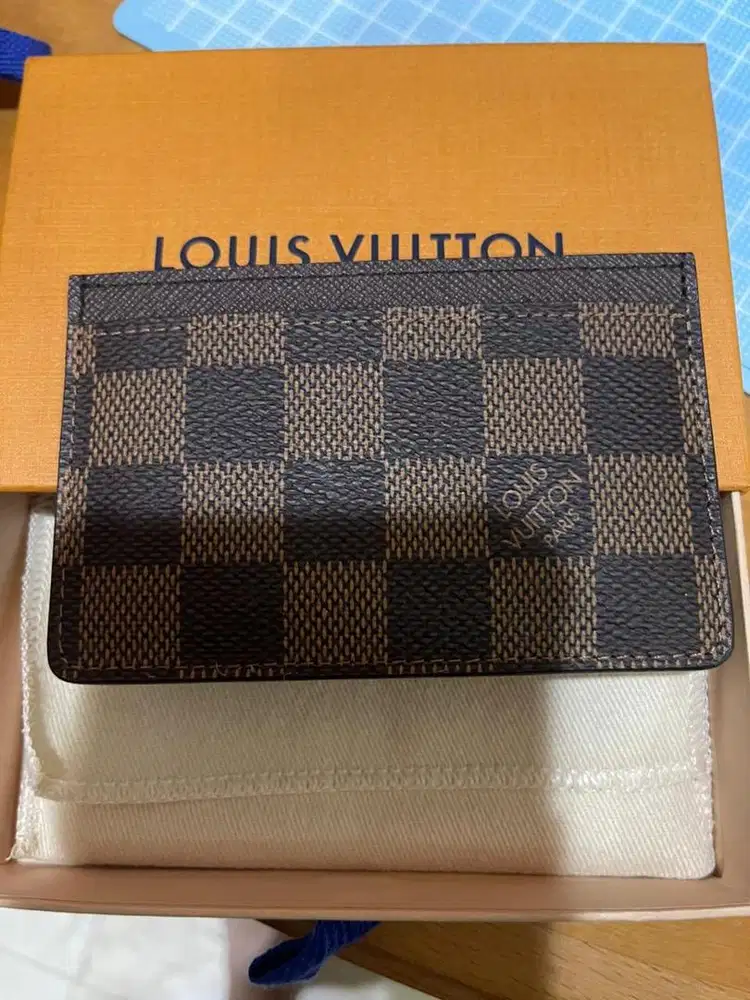 Card Holder/Tempat Kartu LV Damier