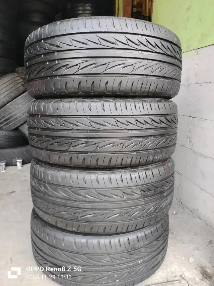 Jual ban copotan mrek Bridgestone techno sport 245 45 R18 kond 95%