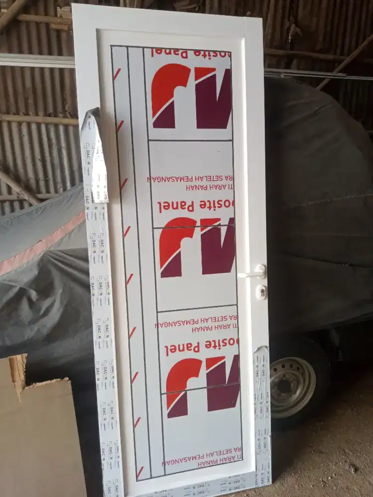 Jual kusen pintu satu dan pintu dua dari bahan aluminium dan kayu