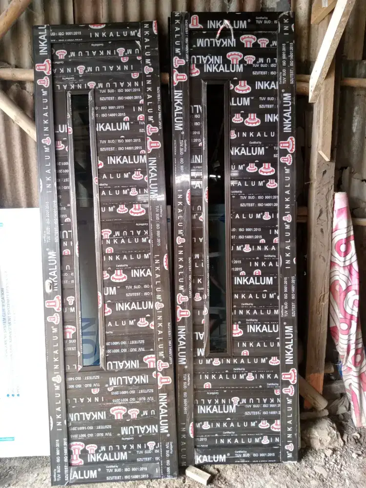Jual kusen pintu satu dan pintu dua dari bahan aluminium dan kayu