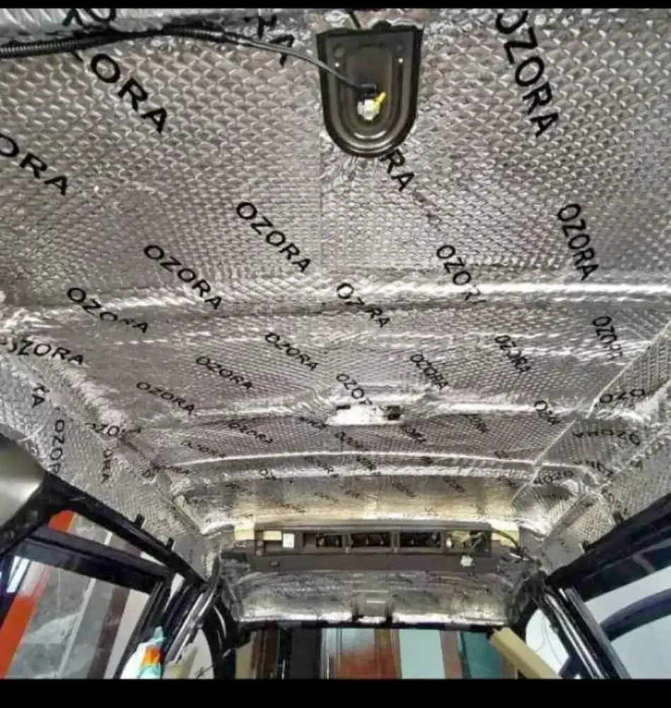 Perdam kedap suara mobil