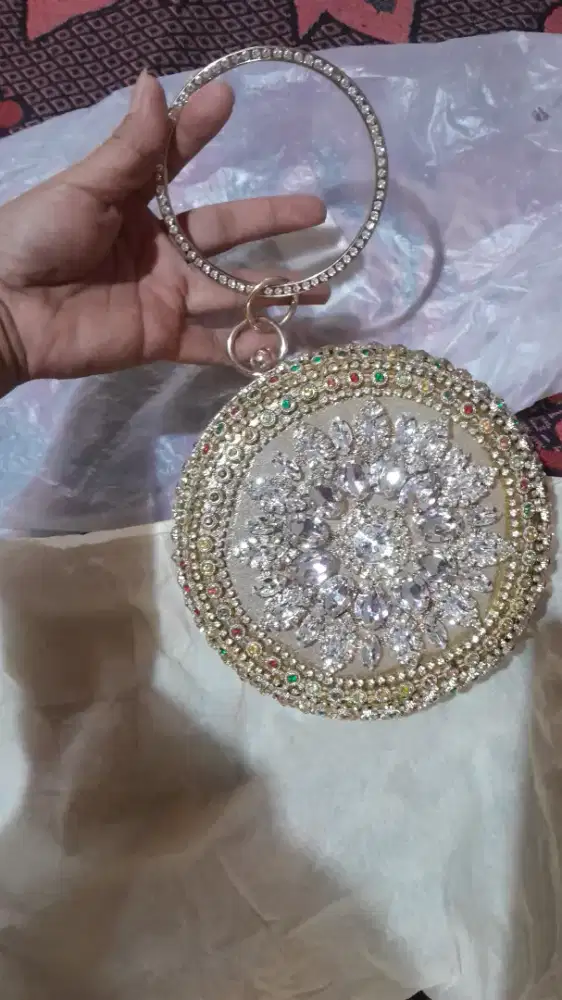 Jual tas pernah dipakai..,