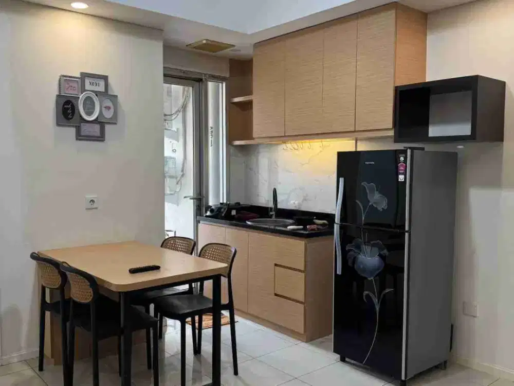 Di sewakan apartemen green lake sunter tower 1 uk 2 BR full furnish