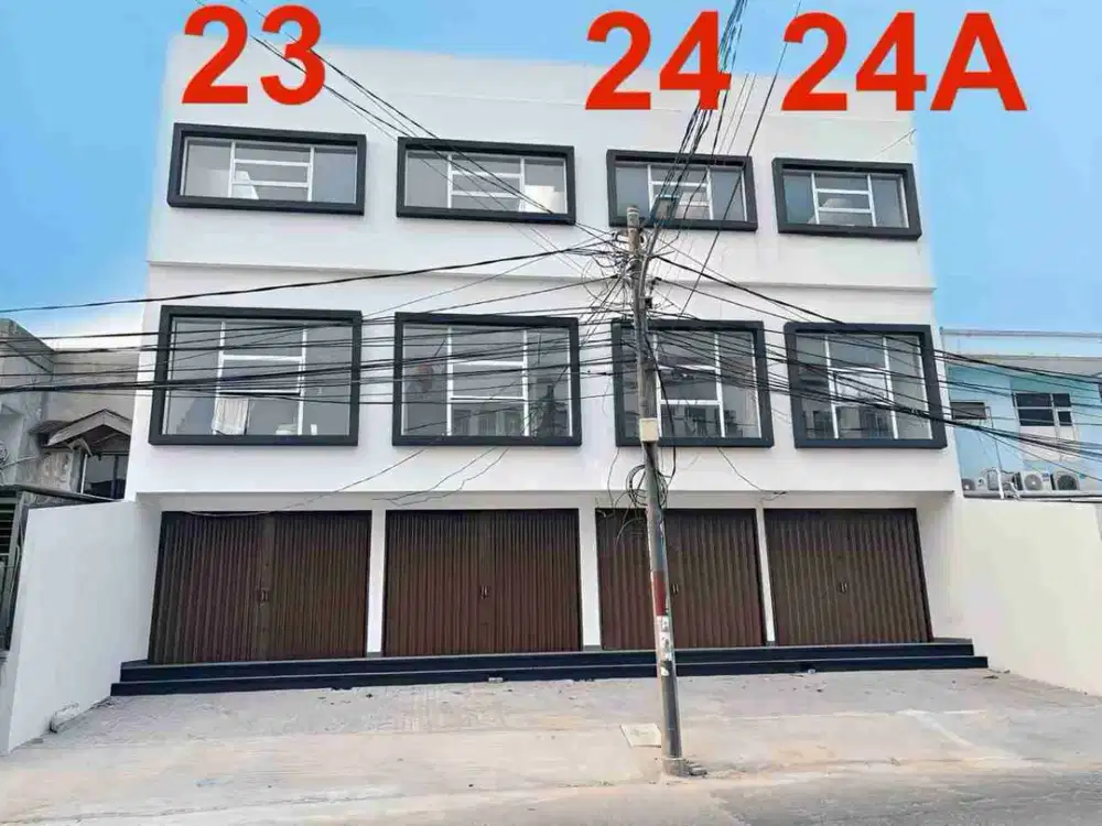 Dijual atau Sewa Ruko 3 Lantai Jakarta Barat